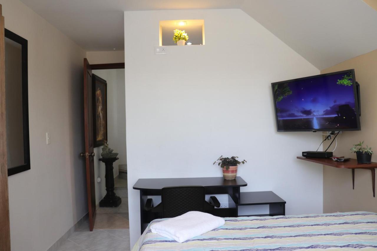 Mayorca Homestay Medellin Ngoại thất bức ảnh