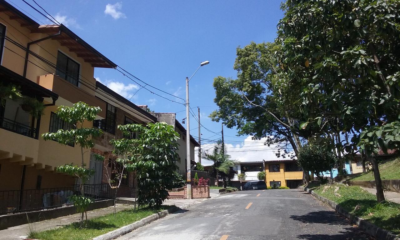 Mayorca Homestay Medellin Ngoại thất bức ảnh