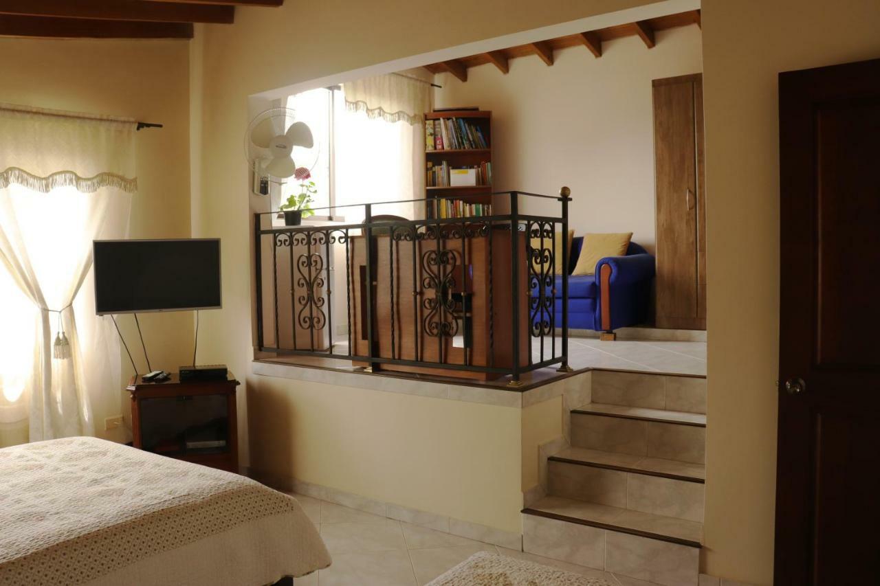 Mayorca Homestay Medellin Ngoại thất bức ảnh